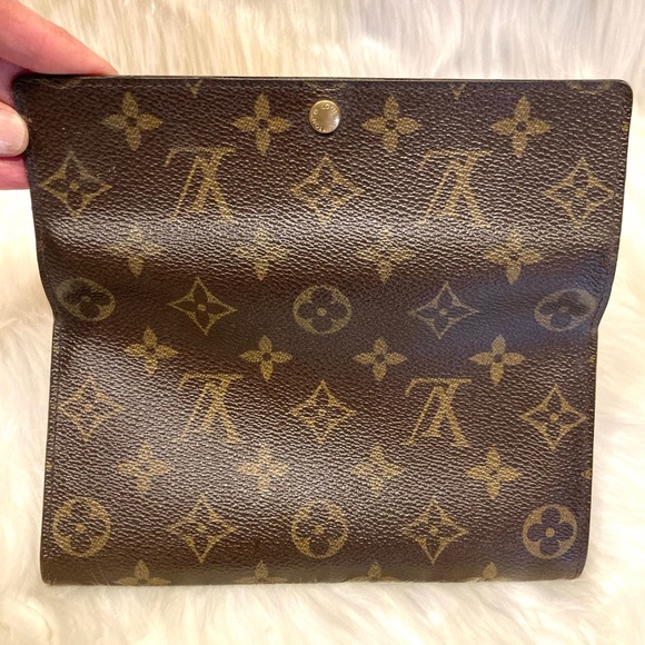 EXCELLENT CONDITION! Authentic Louis Vuitton Sarah Wallet  #5.6v SP 0016 - Picture 5 of 9